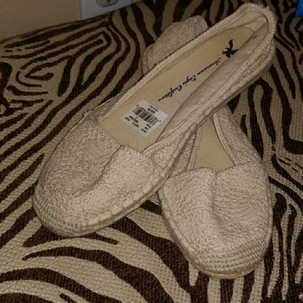 American eagle slip on shoes